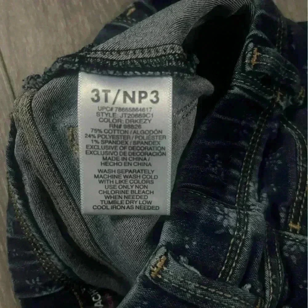 Gap and Jordache Girls 2 Piece Denim Bundle Leggings and Jeans Size 3T